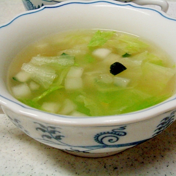 レタスとズッキーニの粒々中華スープ